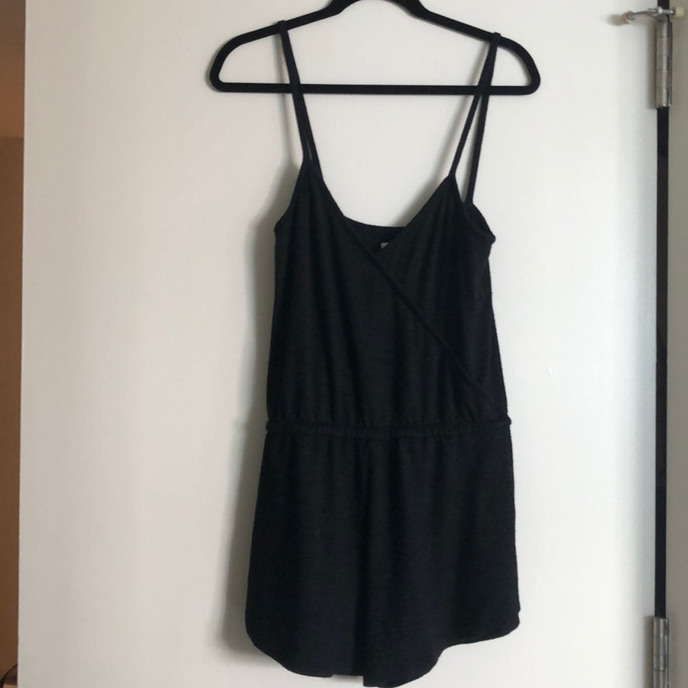 GOLDEN BY TNA BLACK JERSEY HEATHERED ROMPER